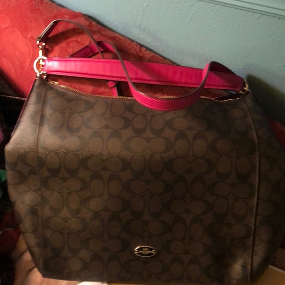 Coach Handbags - Coach hobo